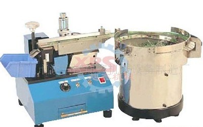 自動(dòng)散裝電容剪腳機(jī) 提升電子制造效率的關(guān)鍵設(shè)備